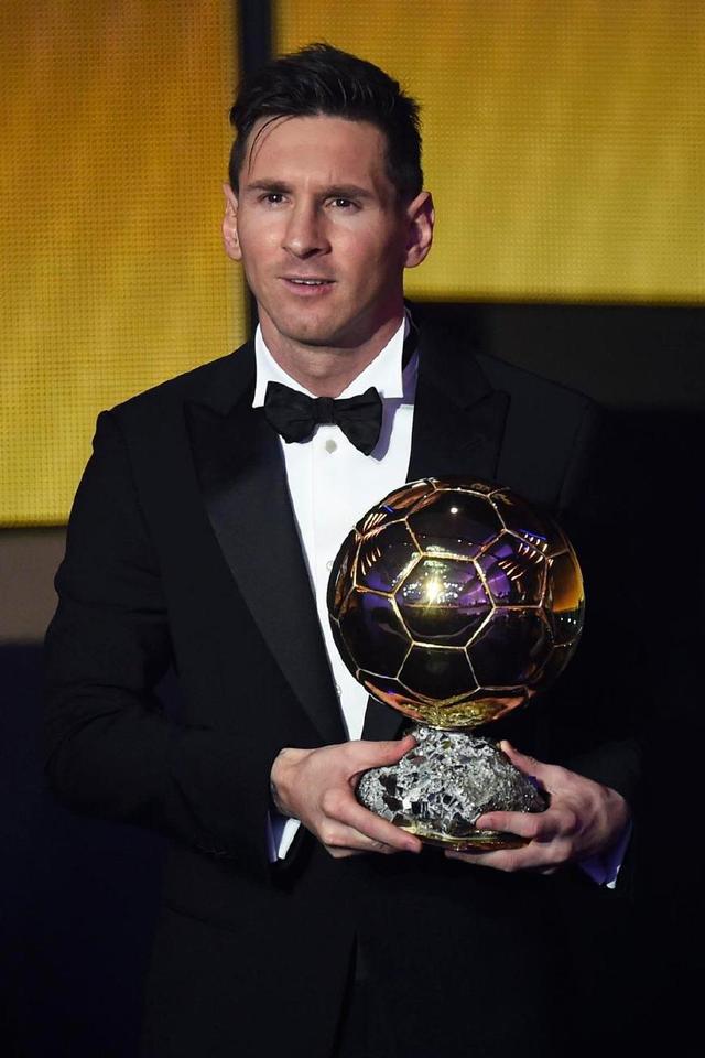 英国机构开狼队新帅赔率：罗杰斯居首，滕哈格紧随其后