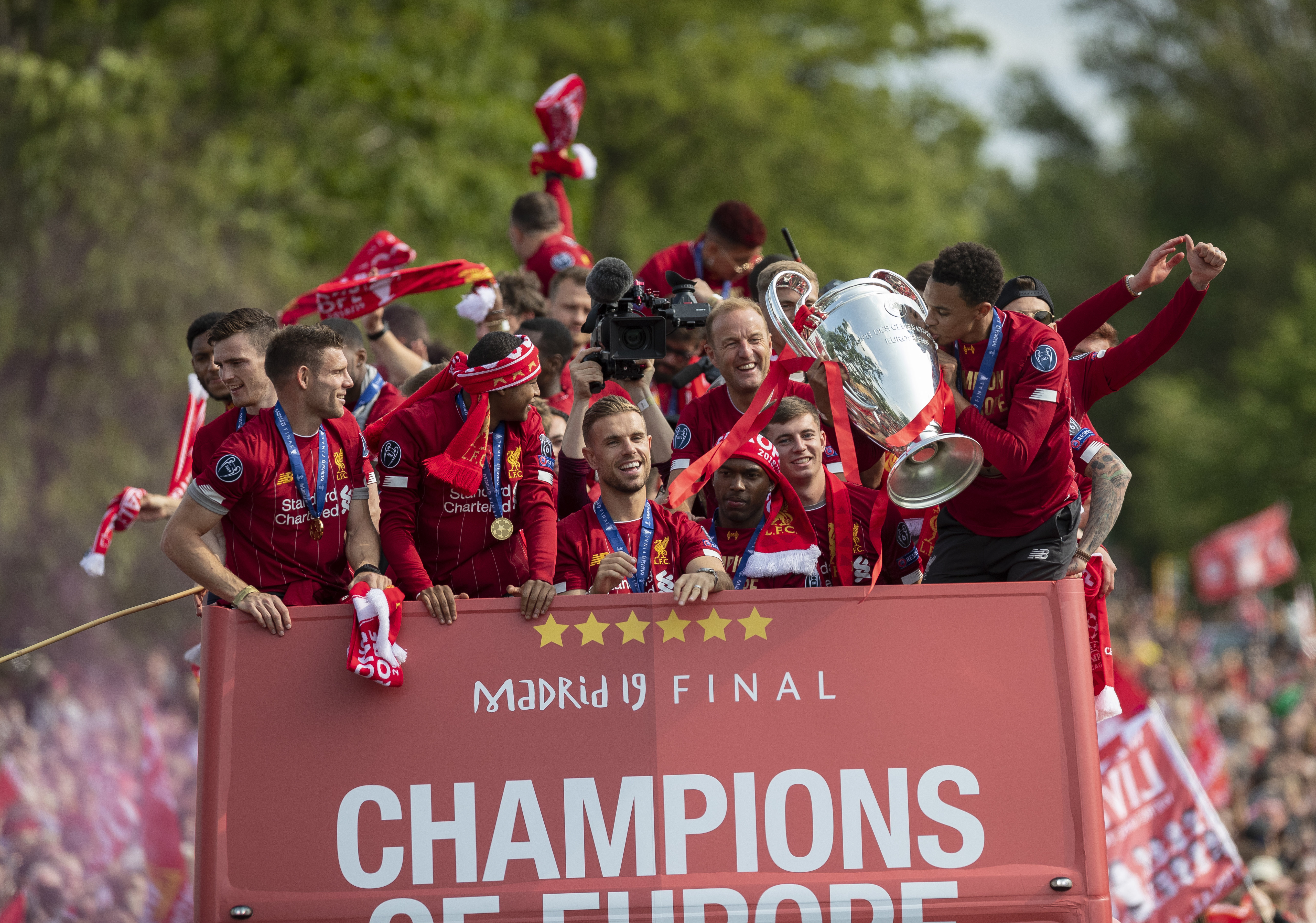 回归法甲？坎特回应加盟巴黎FC传闻：一切皆有可能（重返法甲？坎特谈巴黎FC传闻：不排除任何可能性）