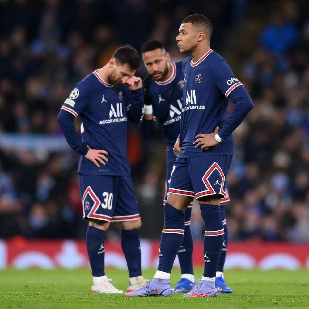 利物浦年轻中场莫顿：里昂中场引援的主要目标