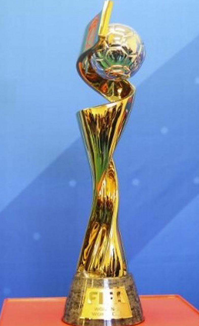 颜骏凌：真正的冠军点是德比；年轻球员涌现对中国足球是好事