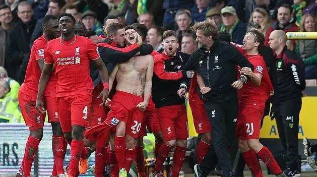 亚足联官方：成都蓉城因在亚冠单场5人染黄被罚款2500美元（亚足联官宣：成都蓉城亚冠单场5黄牌，罚款2500美元）