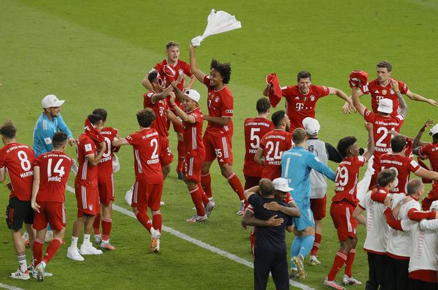 王洪泽这样的年轻人要多留在场上 不能过快犯规限制手脚