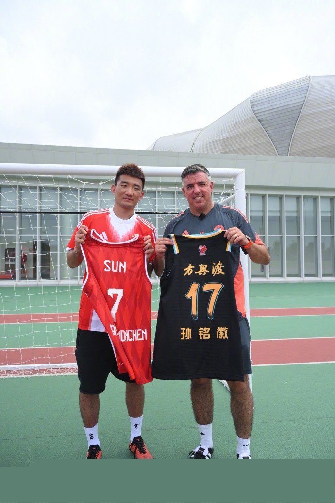 孙兴慜战温哥华白浪数据：梅开二度绝平比分，点球大战失点